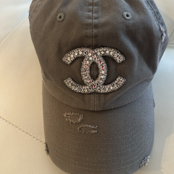 Fashion baseball cap with rhinestones - Picture 2 of 4